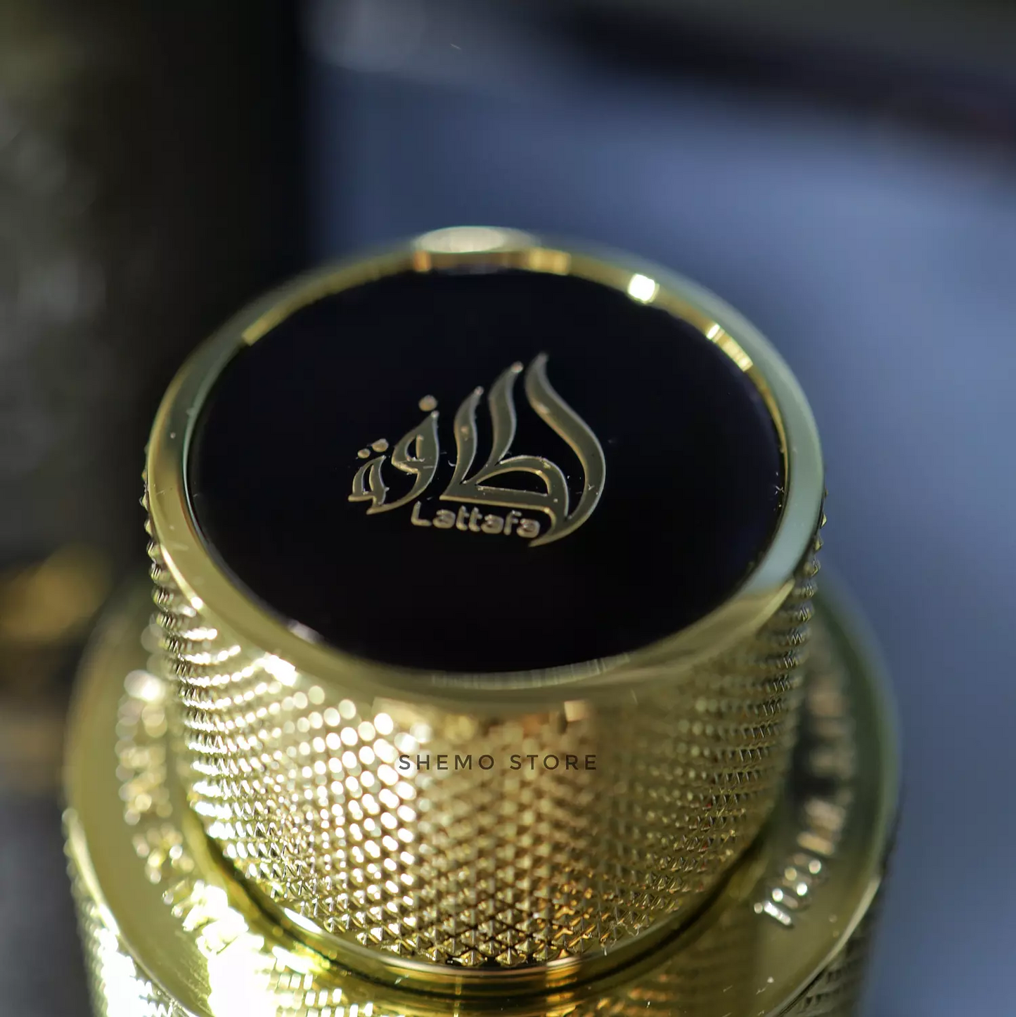 عطر قائد من لطافة