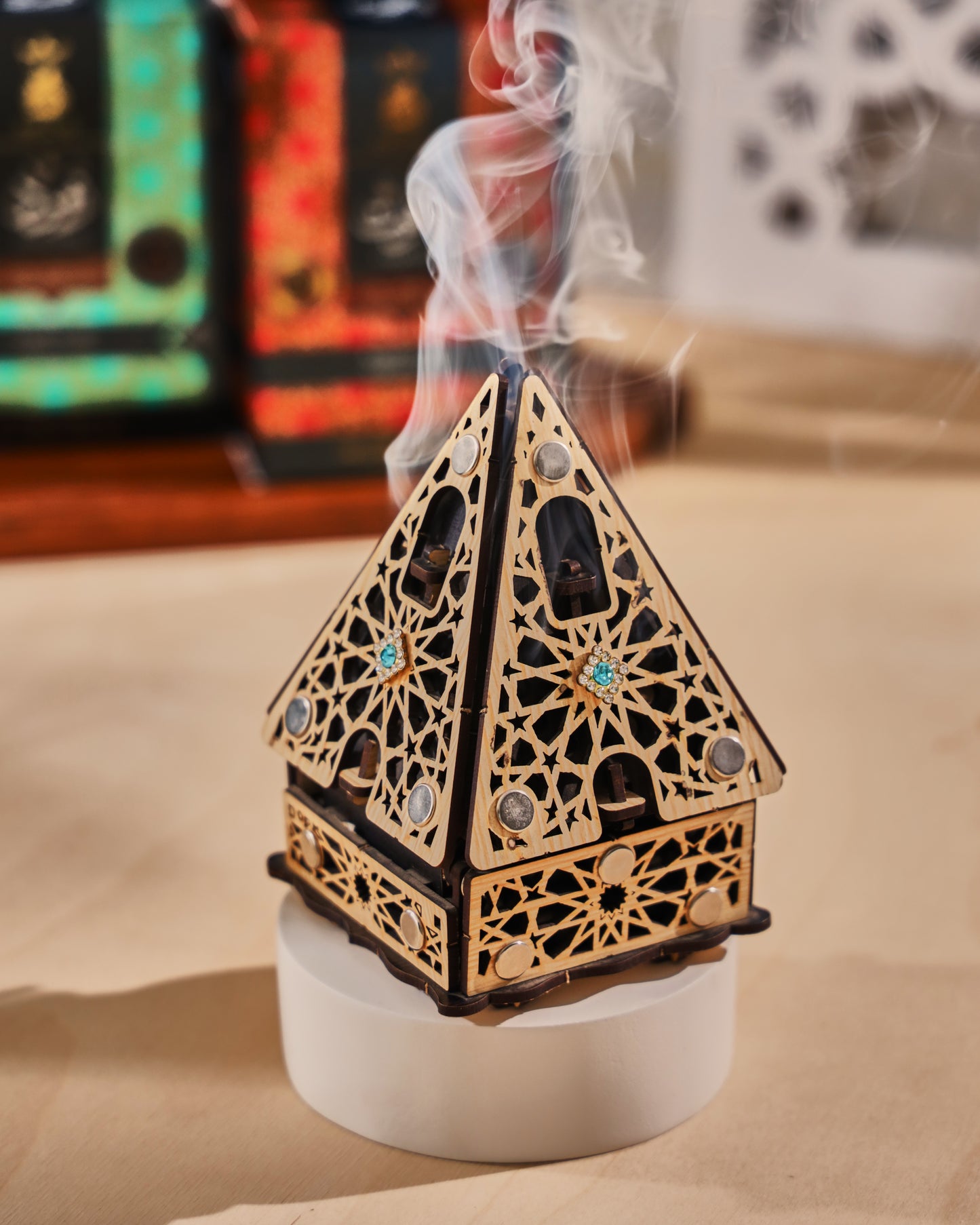 مبخرة هرمي تقطيع ليزر خشب MDFحجم ميني