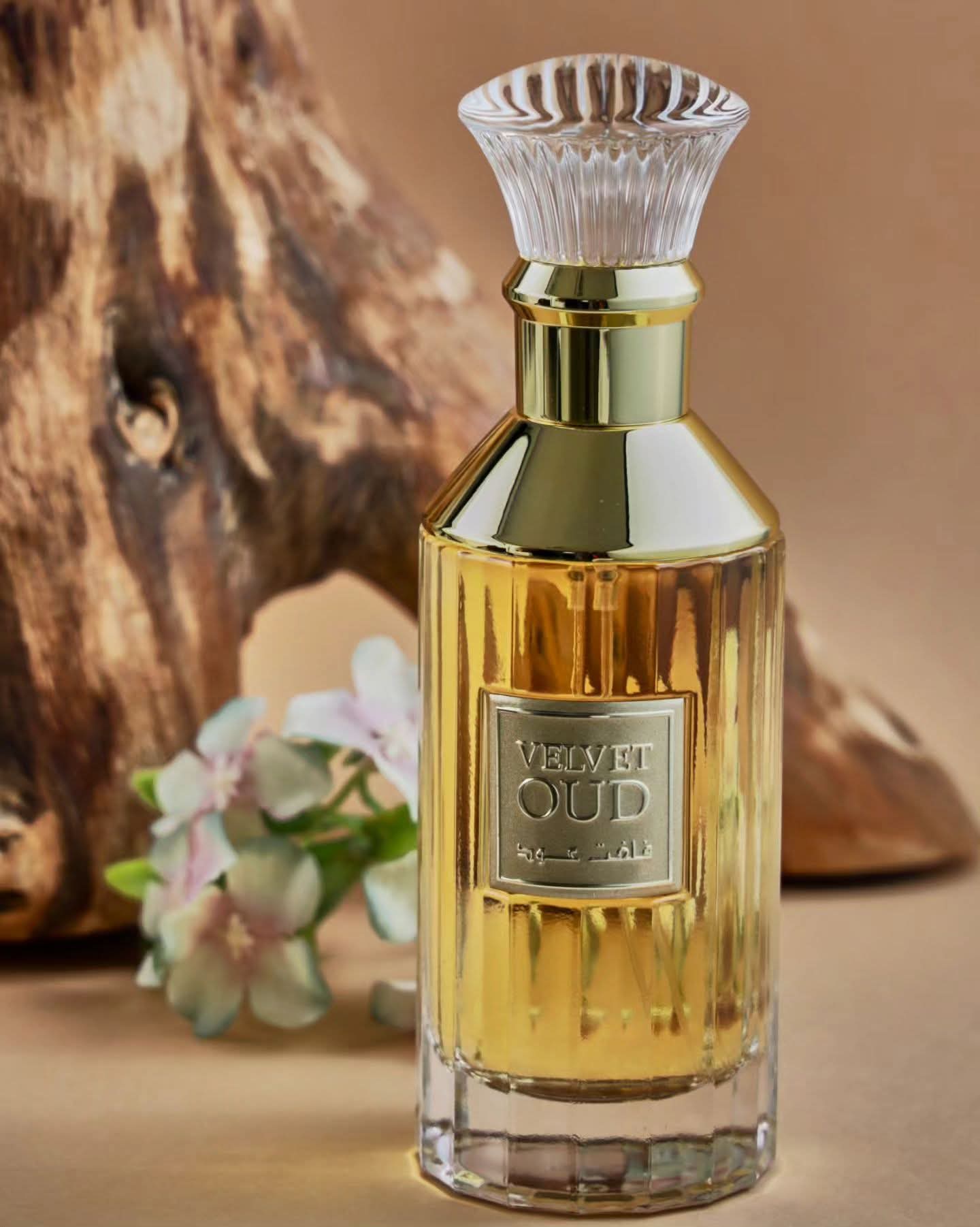 عطر ڤلڤت عود من لطافة Velvet OUD