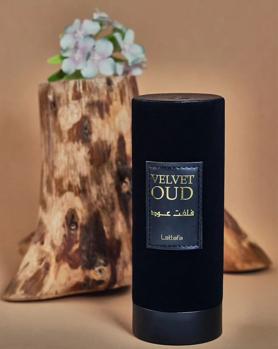 عطر ڤلڤت عود من لطافة Velvet OUD
